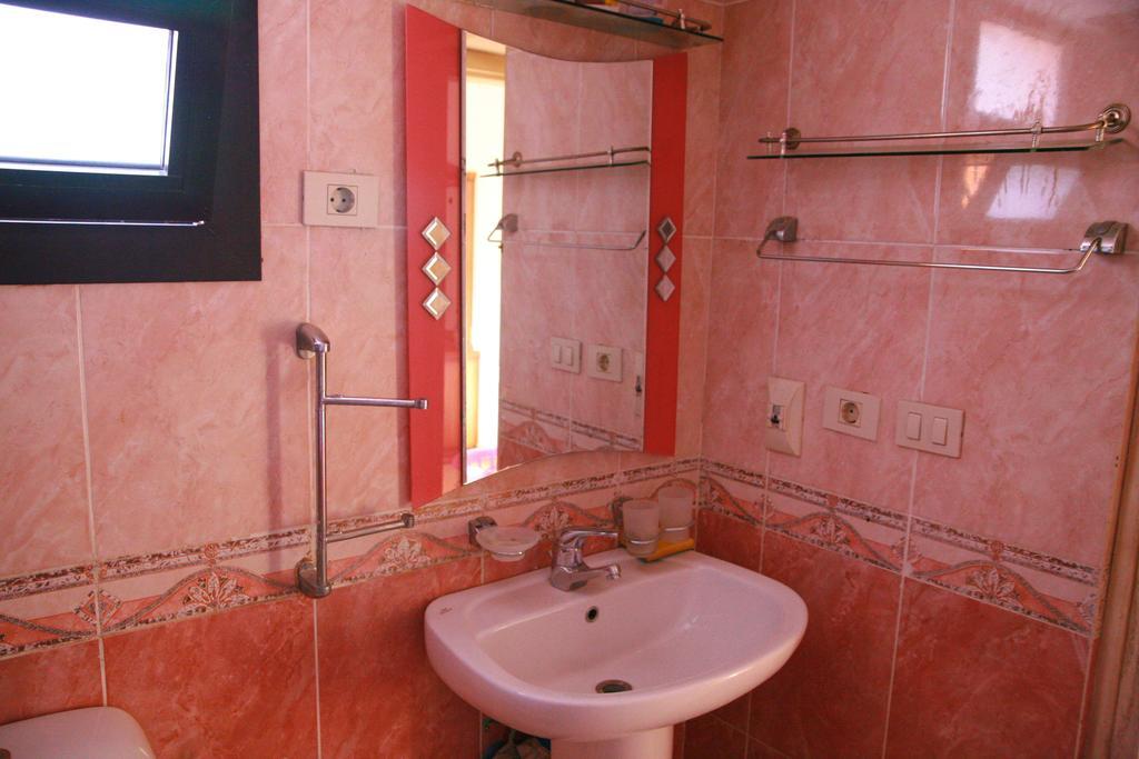 Esplanada Beach Apartment Hurghada Exterior photo